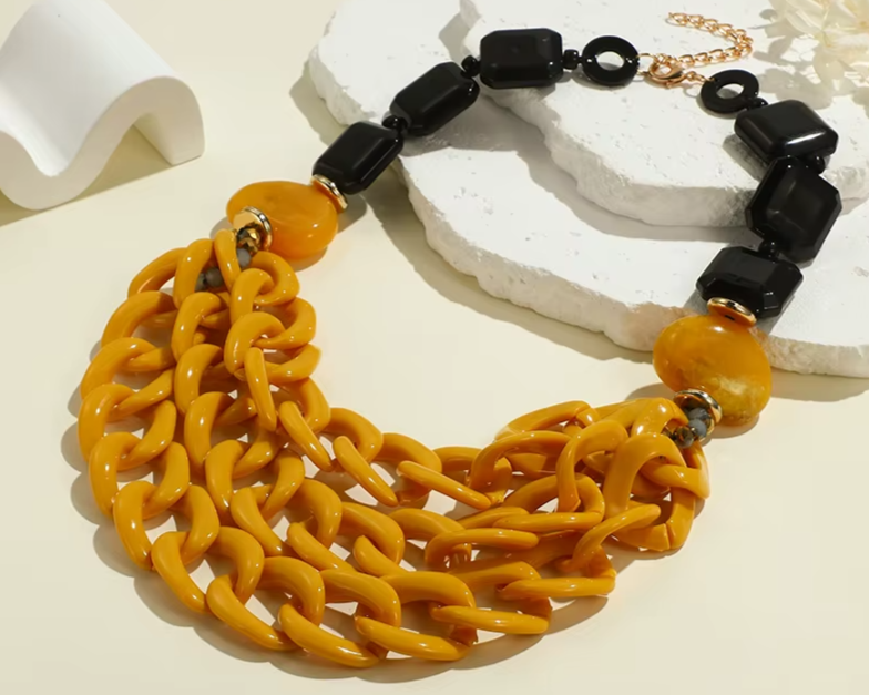 Vintage Emerald Resin Statement Necklace